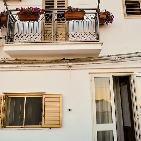 La Casa Di Zia Imma Nel Dirupo Pisticci